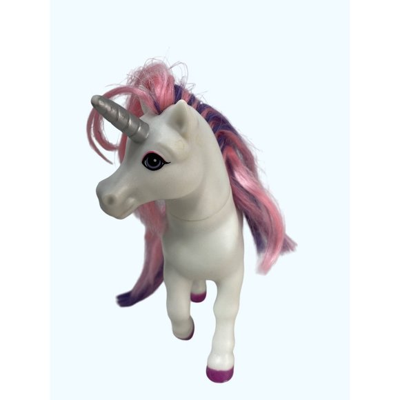 Breyer Luna, Color Changing Unicorn 7”x7” White/pink/purple - Picture 2 of 5